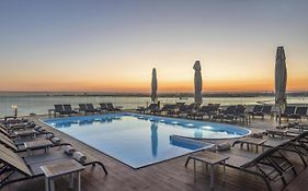 Doubletree By Hilton Istanbul - Moda